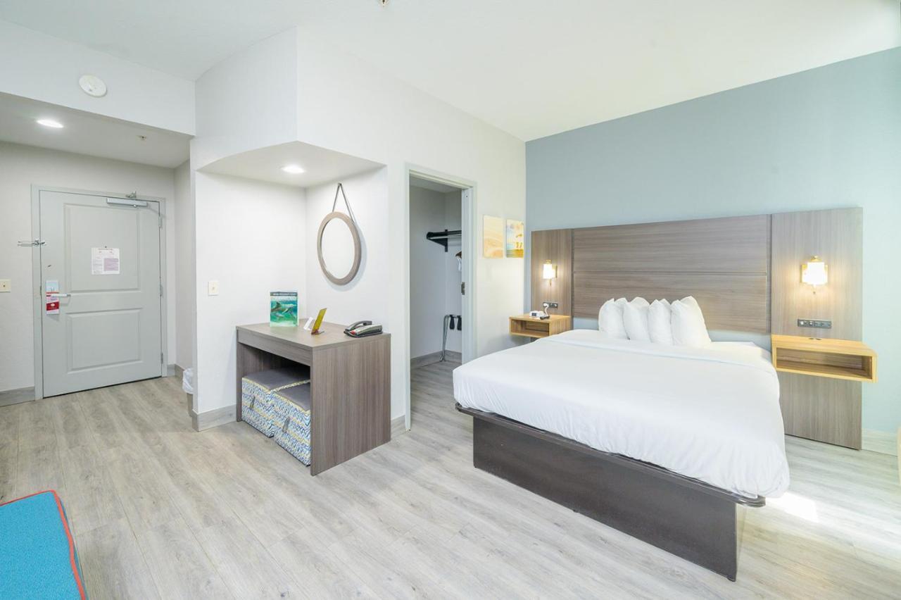 Hawthorn Extended Stay By Wyndham Panama City Beach Upper Grand Lagoon Exteriör bild