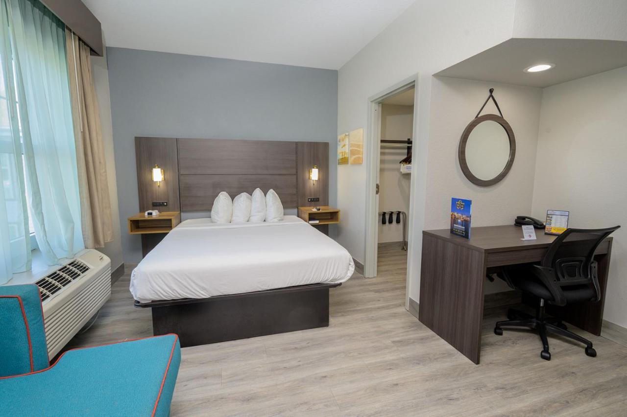 Hawthorn Extended Stay By Wyndham Panama City Beach Upper Grand Lagoon Exteriör bild