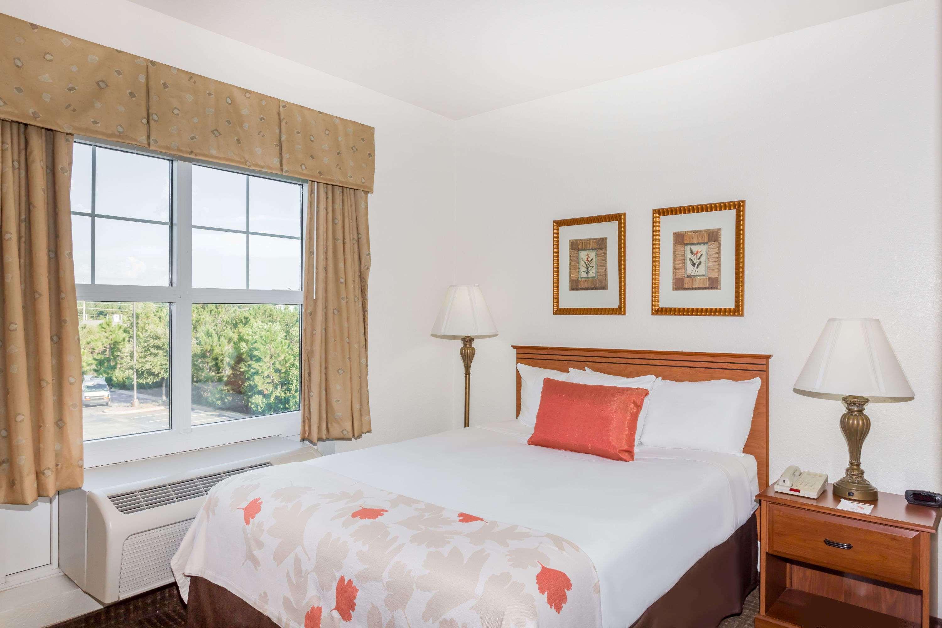 Hawthorn Extended Stay By Wyndham Panama City Beach Upper Grand Lagoon Exteriör bild