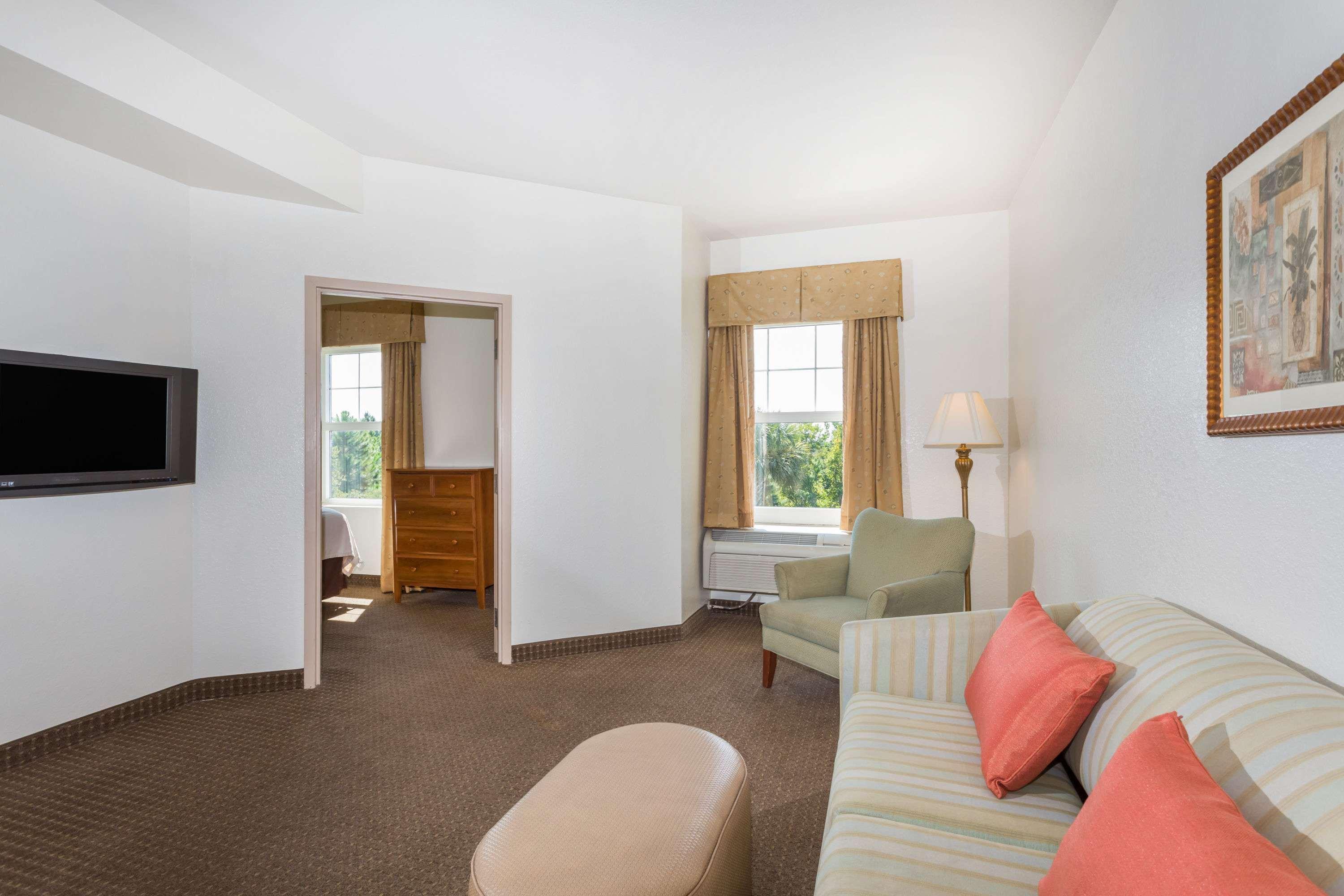 Hawthorn Extended Stay By Wyndham Panama City Beach Upper Grand Lagoon Exteriör bild