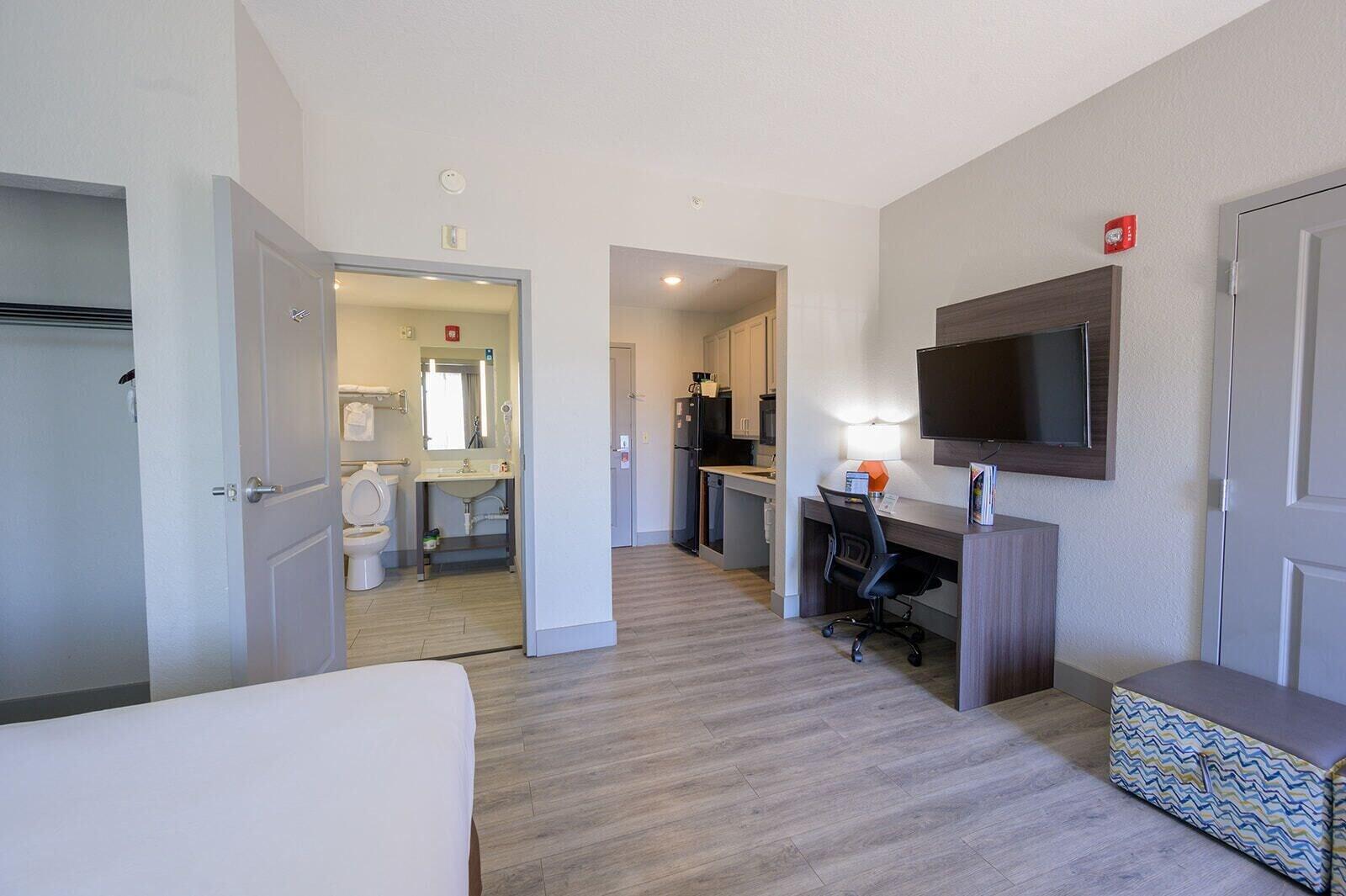 Hawthorn Extended Stay By Wyndham Panama City Beach Upper Grand Lagoon Exteriör bild