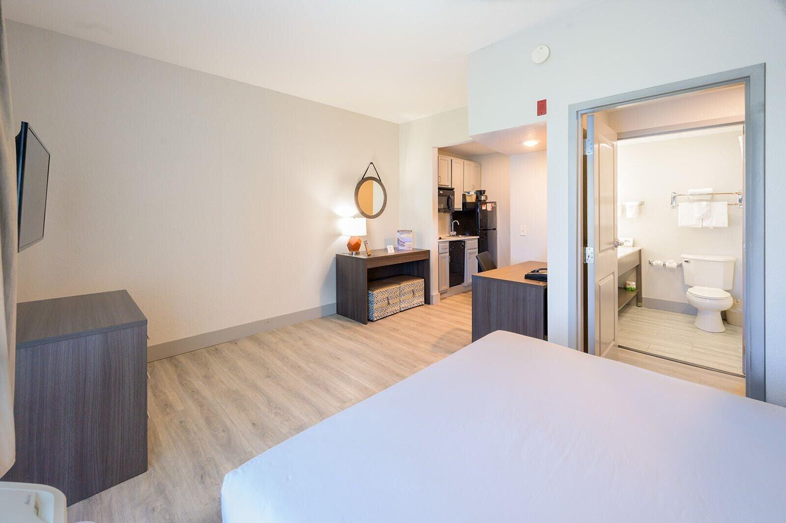 Hawthorn Extended Stay By Wyndham Panama City Beach Upper Grand Lagoon Exteriör bild