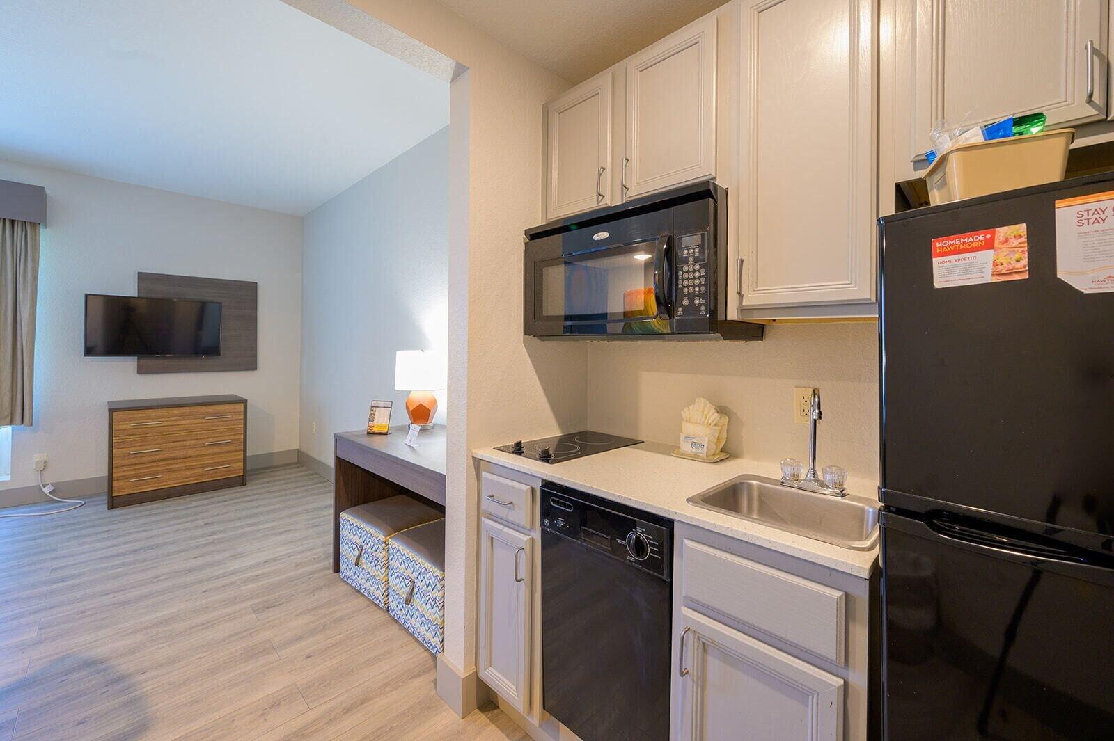 Hawthorn Extended Stay By Wyndham Panama City Beach Upper Grand Lagoon Exteriör bild